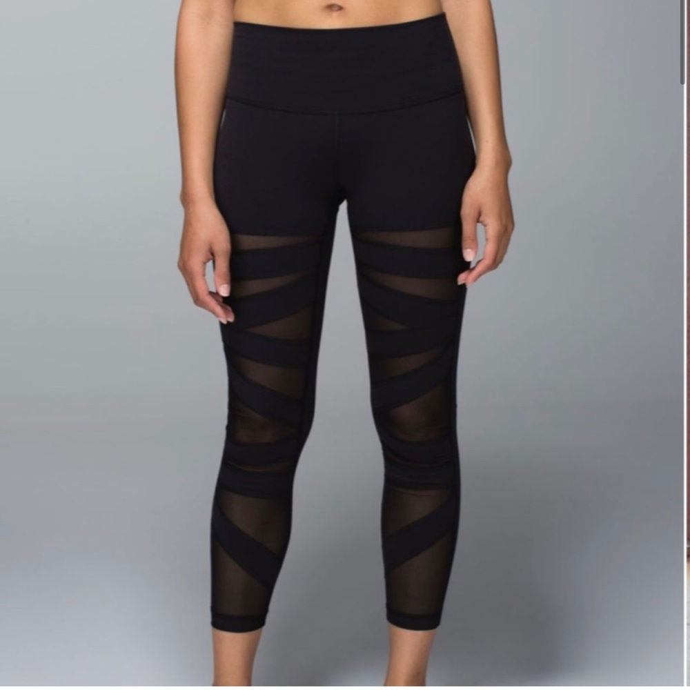 Lululemon High Times Crop Leggings *Tech Mesh